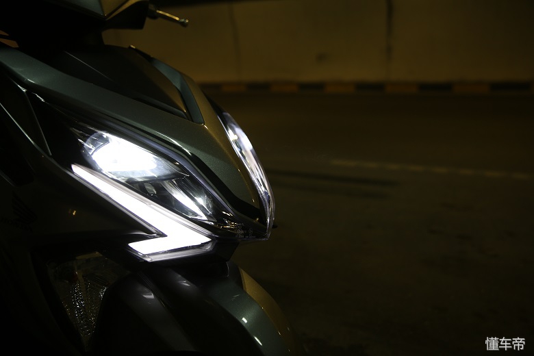 新大洲本田rx125裂行哪种颜色好看,新大洲本田裂行rx125和铃木uy125