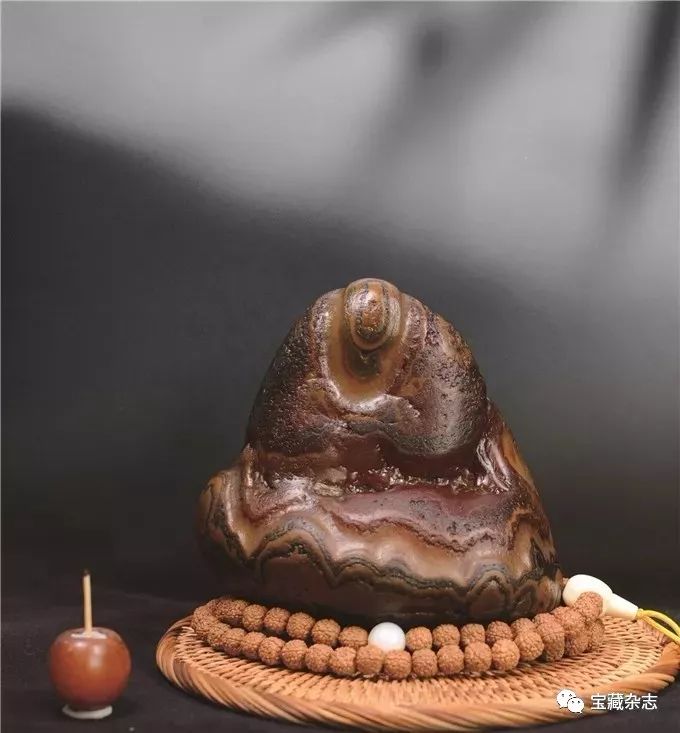 最新观察：非洲石登上销售排行榜榜首