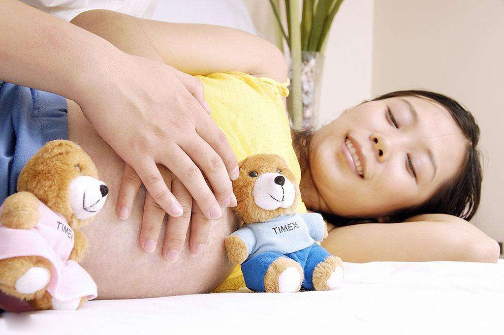 不孕不育专家教你三个穴位,治疗不孕不育最好的名医