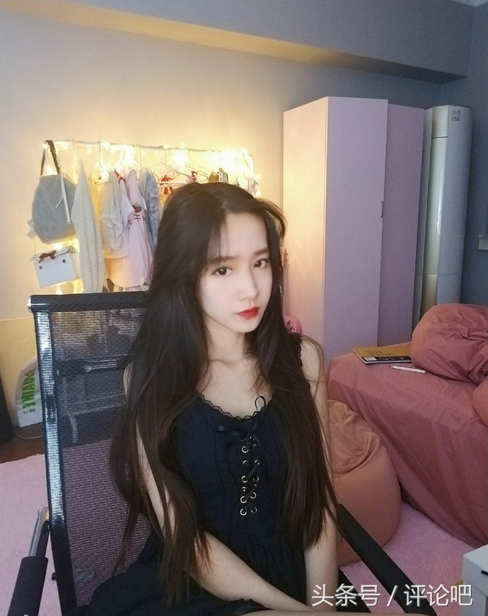 鸢离Tobiwa:禁欲系的御姐音女朋友!