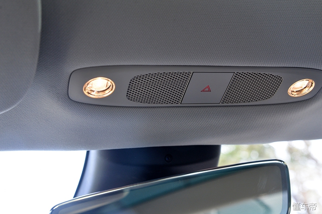 电动汽车的新王者来了！爱卡试驾特斯拉Model3！