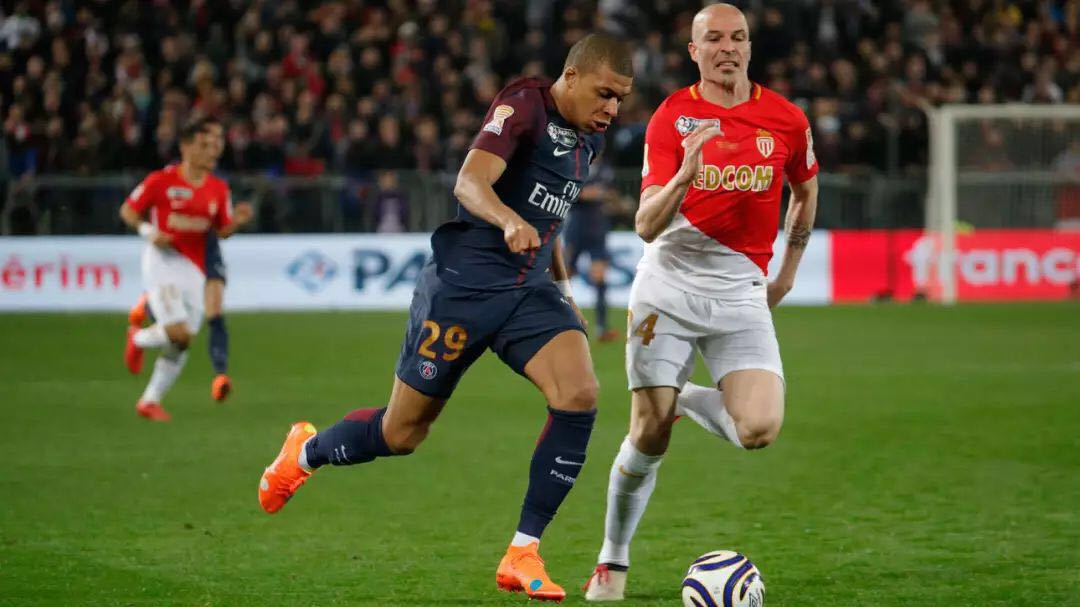 新一代速度之王NikexVirgilAbloh联名带你回忆“刺客”20年