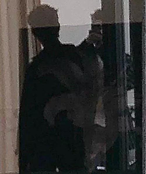 黄明昊小鬼蔡徐坤衣服,蔡徐坤黄明昊应援物拆箱