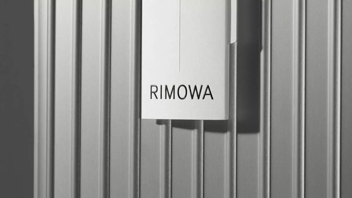 SupremexRIMOWA|这波Supreme行李箱的发售，利索的让人不习惯