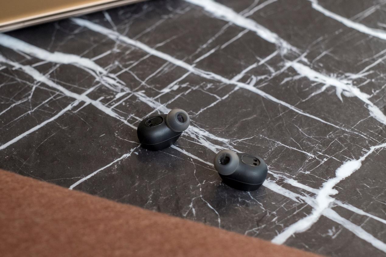 同样代号为FreeBose与JBL的真无线运动耳塞谁更自由一点？