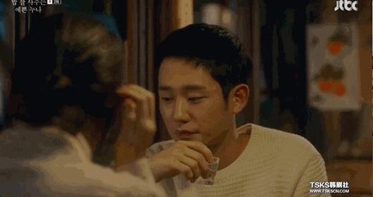 这部豆瓣9分灵感来源于宋仲基和宋慧乔恋情的韩剧，要了解下吗？