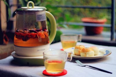 宝宝脾胃热可以喝什么汤 (小孩儿喝什么能调节脾胃)