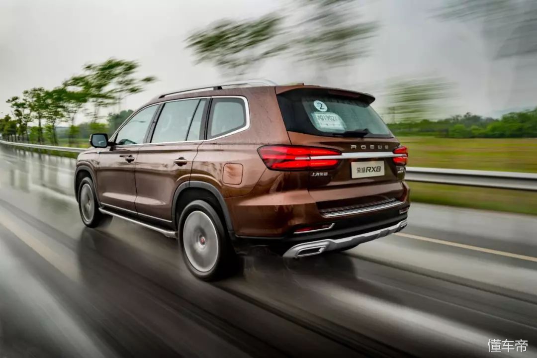 rx8荣威越野视频,荣威新款rx8自驾
