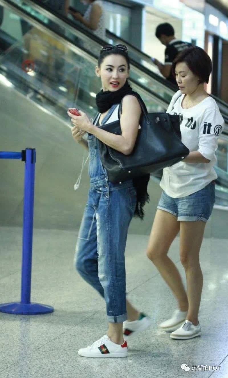 巴黎世家triples老爹鞋白色穿搭,除了巴黎世家还有什么鞋