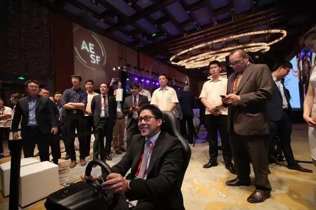 搞电竞工作室赚钱吗,霍启刚在电竞行业