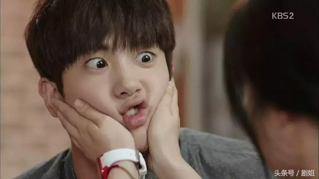 如今27岁却沦落成三线演员,18线演员能变成一线演员吗