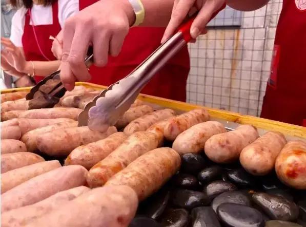 杜蕾斯营销经营模式,杜蕾斯跨界营销