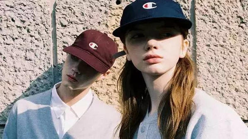 第一件连帽卫衣,champion卫衣连帽加绒