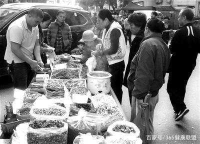 鸿茅药酒可不可以喝,鸿茅药酒究竟是不是真的药酒