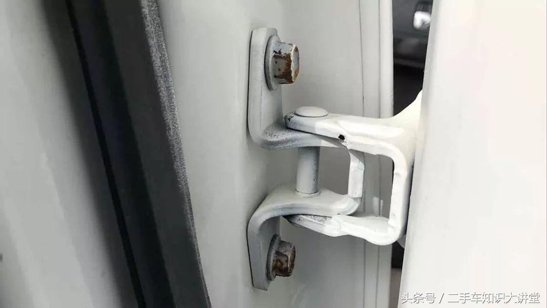 他长途奔袭1200公里，却买到一台重大事故车！