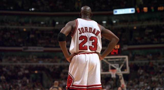 人气最旺的三号球衣,野球场球衣都是几号