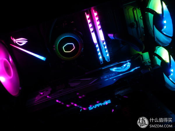 Zen+启动！船新组合RyzenR72700X+华硕ROGX470F—RGB开箱