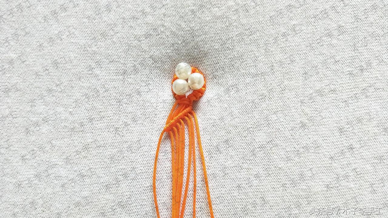 看了教程学不会咋办,最简单快速完成的纯红绳手链