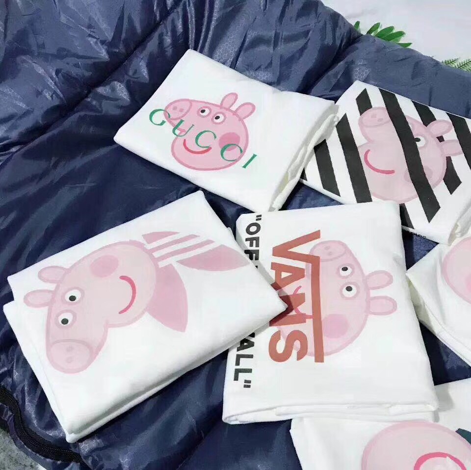 小猪佩奇原型是不是一个小女孩,小猪佩奇真的是一个女孩儿吗