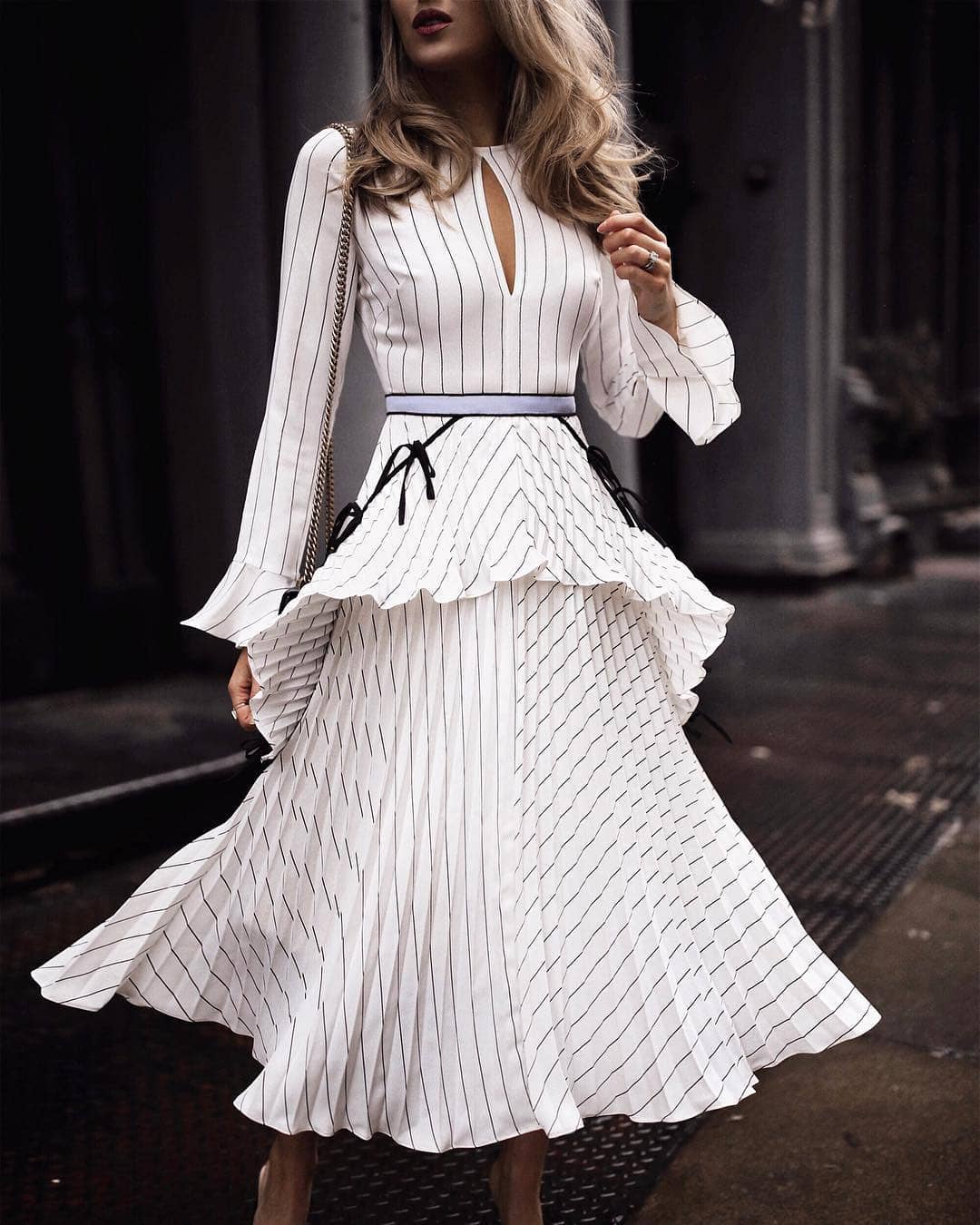 腿粗又矮不敢穿裙子,腿粗个子不高怎么穿搭