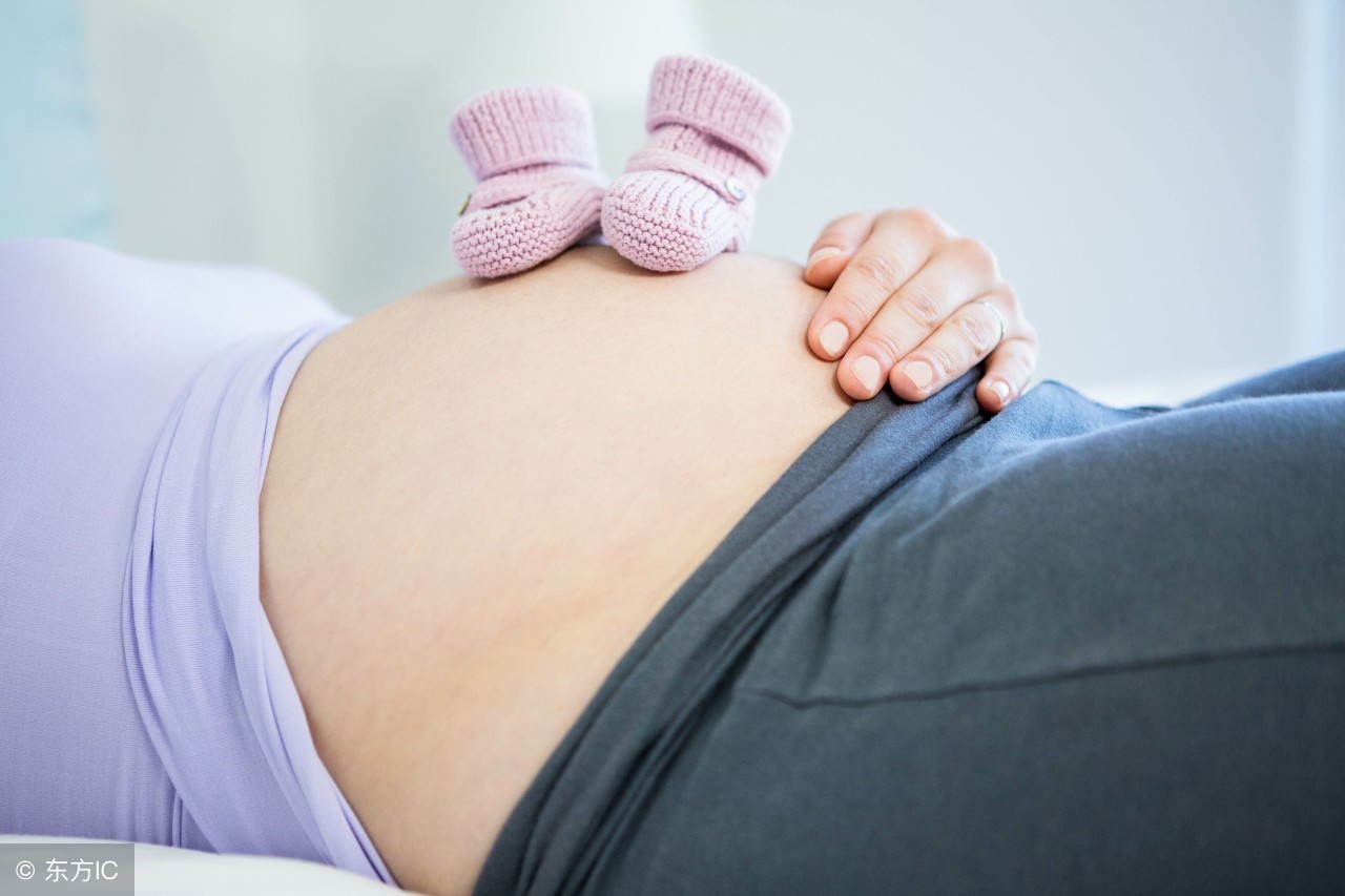 孕31周怎么感觉胎儿一抖一抖的,孕晚期胎儿一抖一抖的是怎么回事