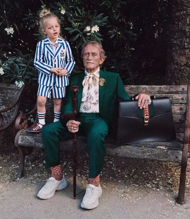 巴黎世家老爹鞋triples复古运动鞋,巴黎世家黑粉老爹鞋