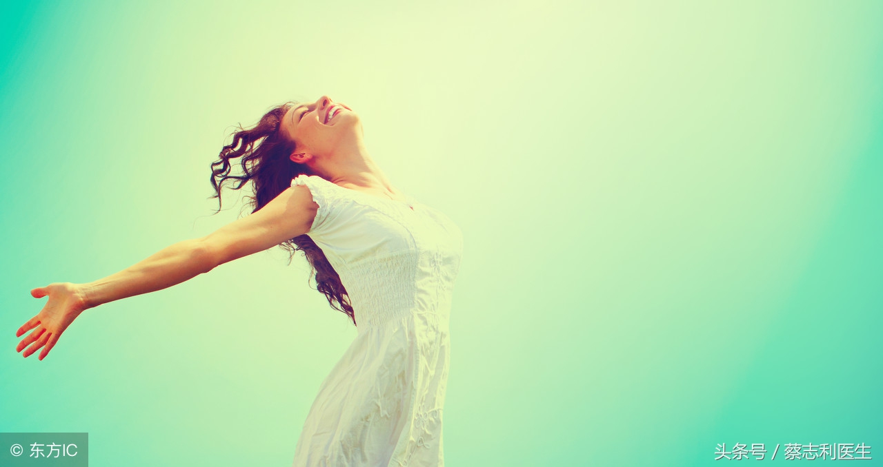 晚上感觉耳边嗡嗡动弹不得,睡觉时总感觉耳朵嗡嗡