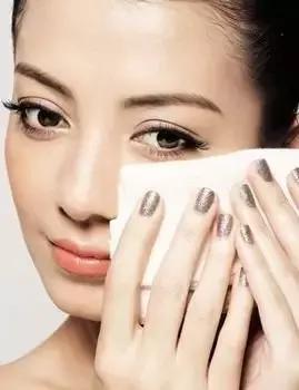 严重的黑眼圈是什么原因导致的,一直有黑眼圈是什么原因造成的