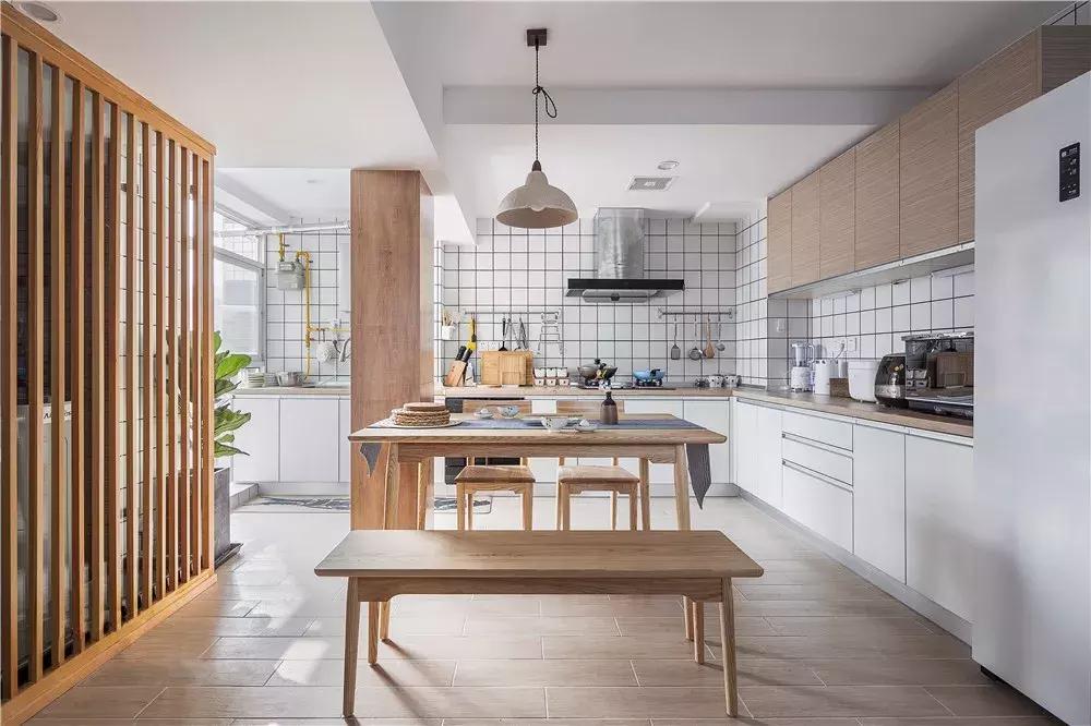 厦门日式原木风装修,大连房子装修简约日式风格