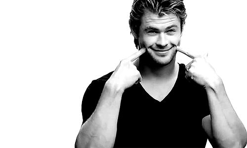 偷穿男人衣服的的行为！在这个时代出现的刚刚好！