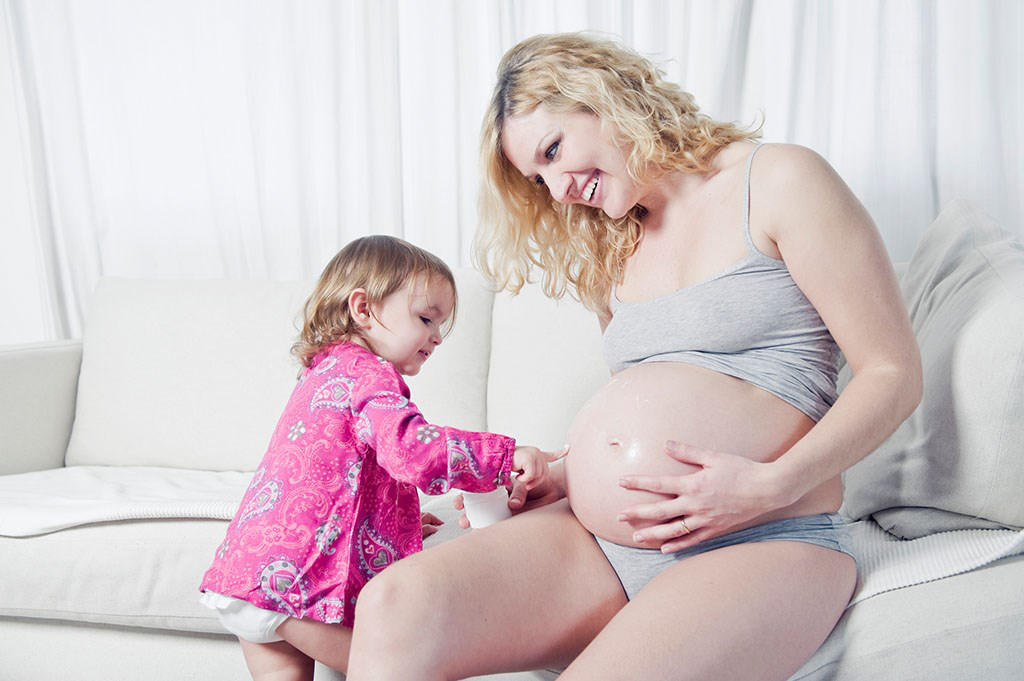 二胎取环半年后还需要注意避孕,二胎妈妈备孕该补哪些