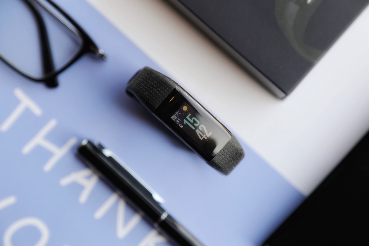 功能全的智能手环,功能最好的运动手环