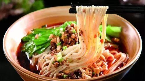 来成都一定要吃的10大美食小吃,推荐几款不容错过的成都特色美食