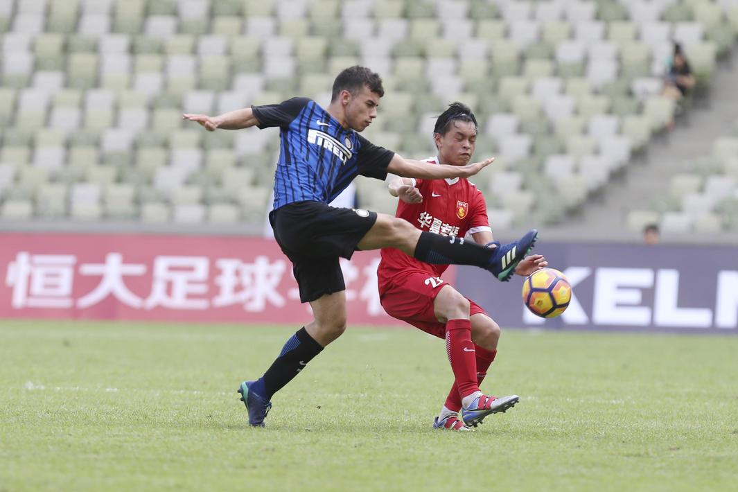 中国足球从来就没有什么救世主,别吹捧青春献给板凳的留洋球员了