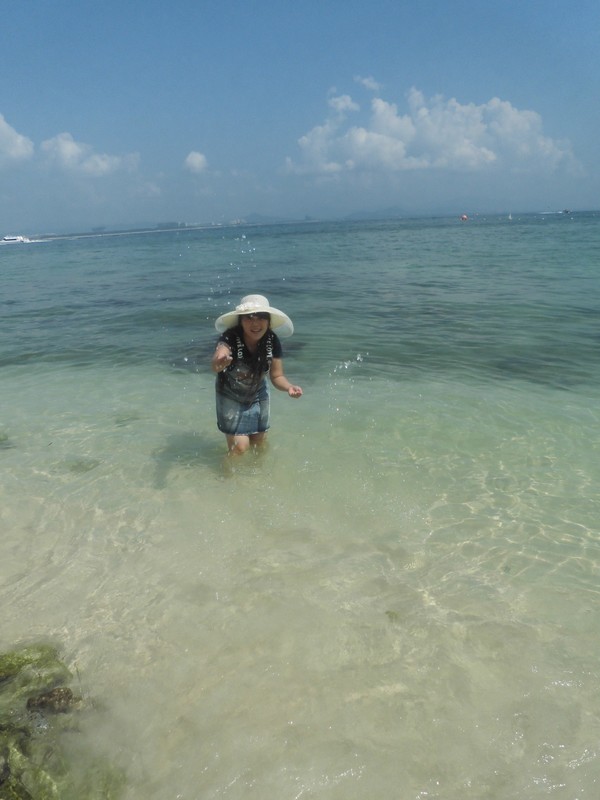 鍥涙湀骞胯タ椋庢櫙,鍥涙湀娴峰崡瀹炴媿