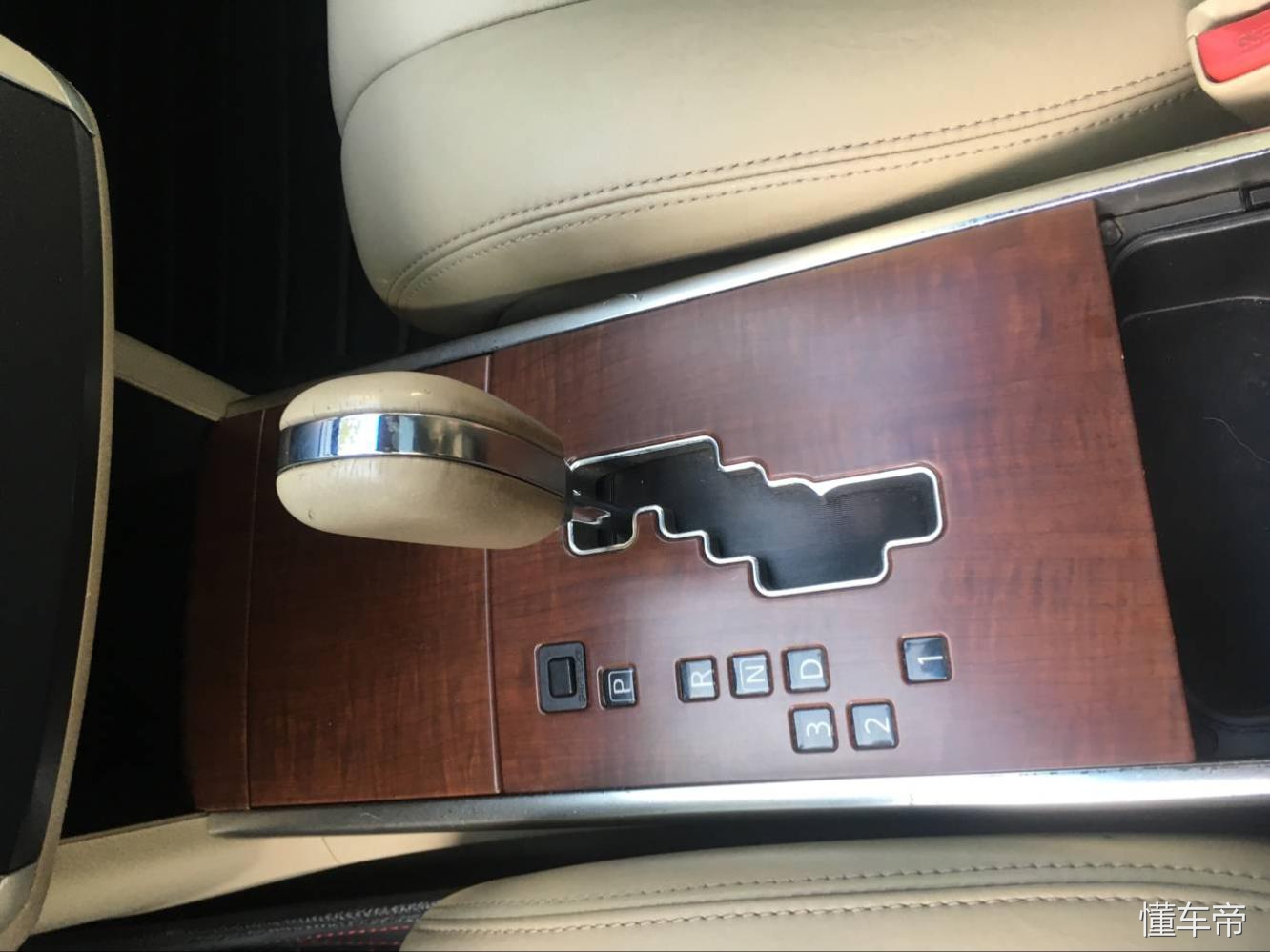 一六年天籁精品车况还能卖多少钱,07款天籁v6二手车值得买吗