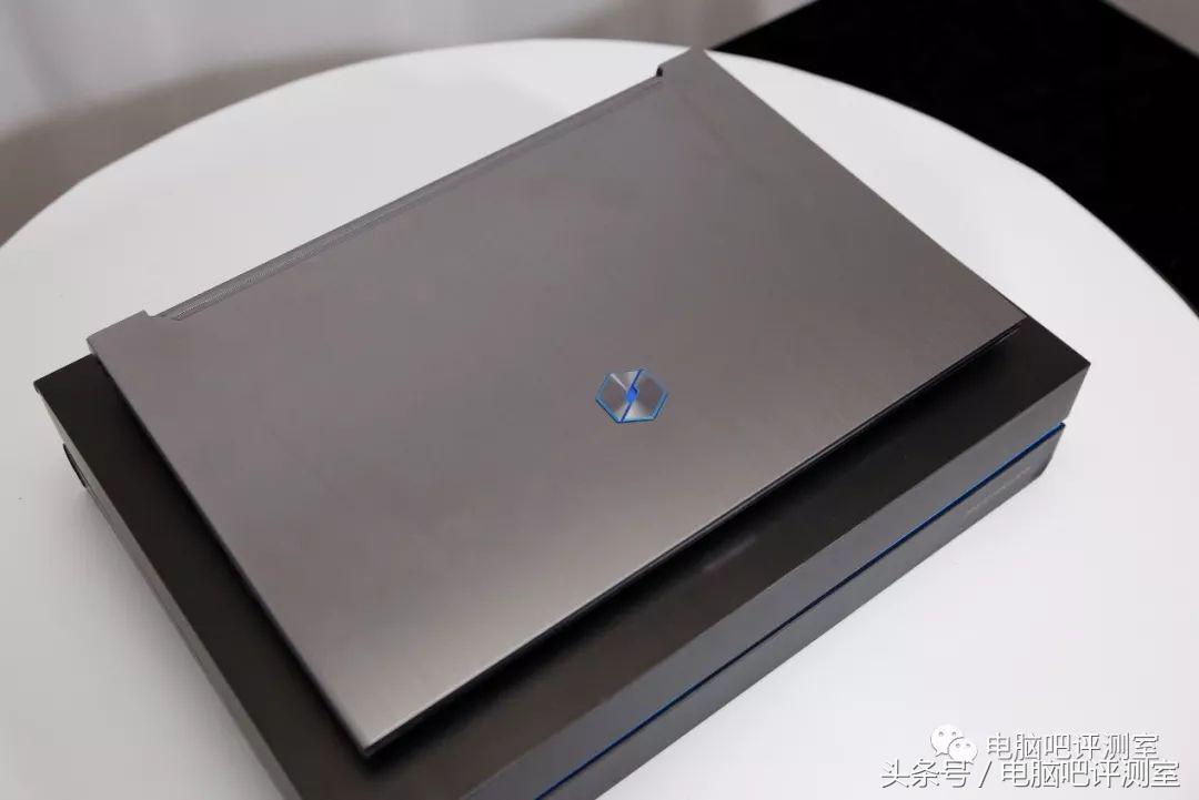 机械革命z2电竞版测评,机械革命深海幽灵z2全面屏