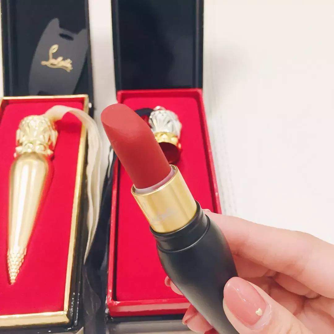 开包记｜包里放的这些，就是我保持精致的秘密*器武**！