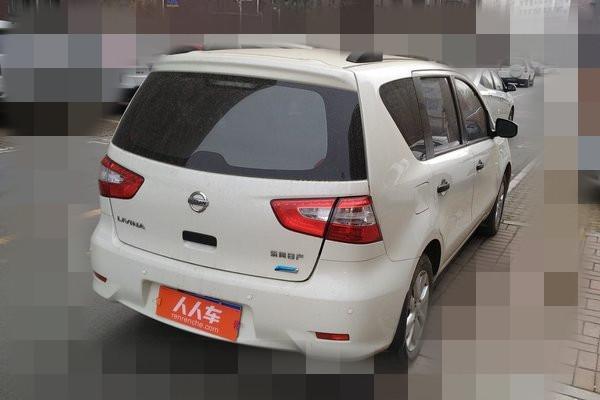 日产骊威2019款六万落地,日产骊威04款