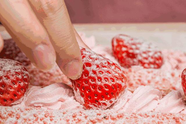 魔都第2家奈雪终于开了，还带来霸气杨梅，喝了会上瘾！