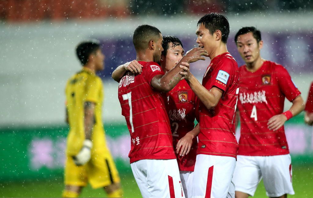 43岁中国足球少帅,45岁足球少帅