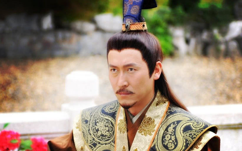 朱棣*都迁**之前，北京黄沙漫天，大臣们都不爱去，朱棣：不去就走人