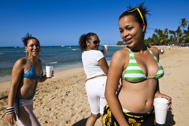 与多米尼加共和国建交的所有国家,多米尼加与中国建交时间