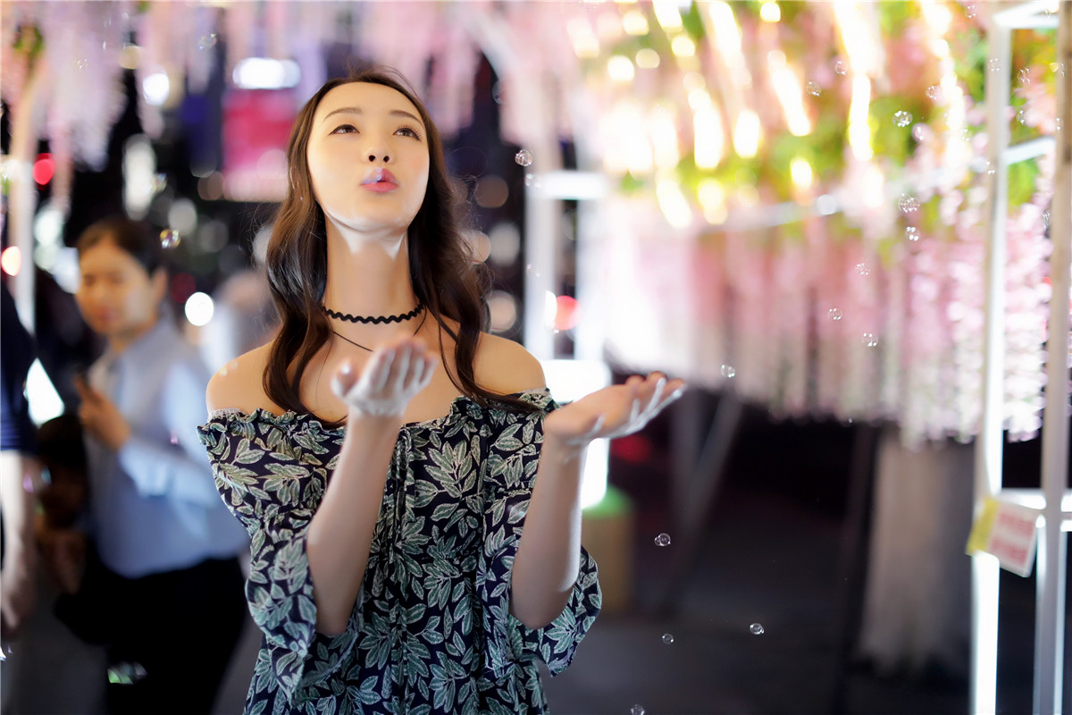 重庆小情侣秀恩爱,重庆小情侣旅游