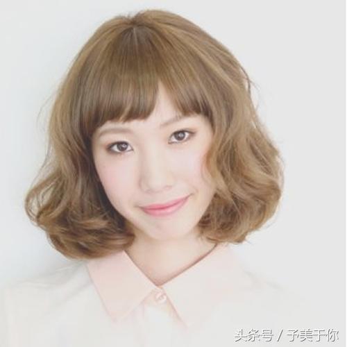 适合长脸大脸女生的短发型,长脸女生适合的发型短发合集