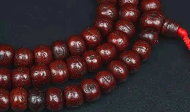 什么是凤眼菩提短桩,什么是凤眼菩提漏眼