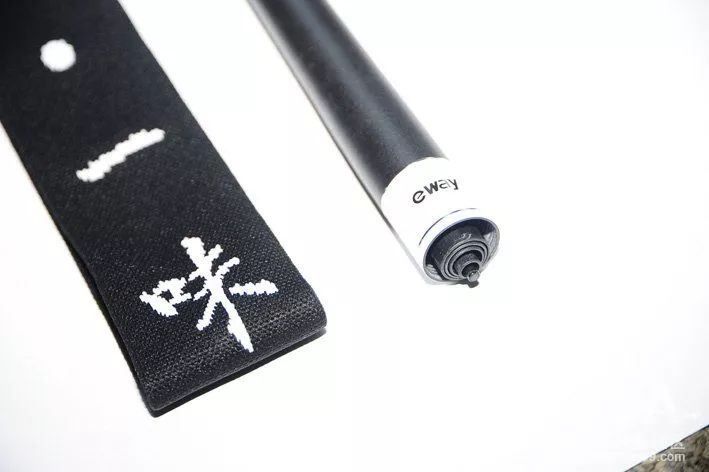 大风天水库钓鲫鱼,大风天在水库野钓视频