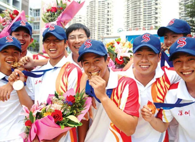 华侨城中学在哪里,华侨城中学口碑怎么样