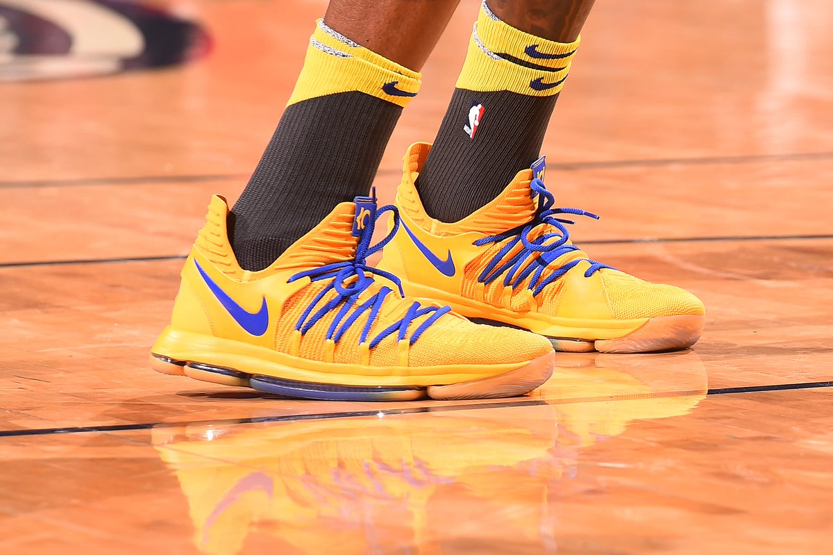 没想到我也有穿上鞋王同款的这一天！这可能是鞋王穿过最平民的鞋