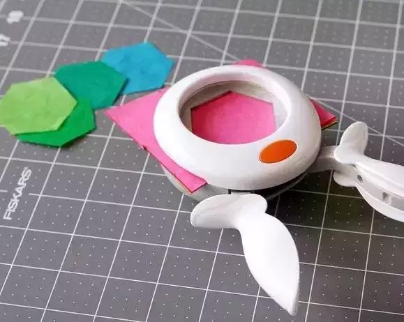 关于母亲节的美术图片,母亲节美术画简单又漂亮